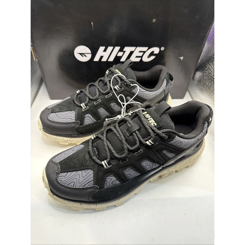 Hi-Tec Women's Hiking shoe BLACK/CREAM Lace Up Great Tread Size 11 NIB
